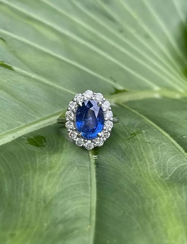 4.39 Ct Oval Natural Sapphire & Diamond Engagement Ring in 14K White Gold (Size 7) 1 4.39 Ct Oval Natural Sapphire & Diamond Engagement Ring in 14K White Gold (Size 7) 1