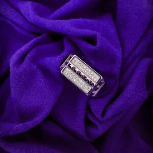 Regal Wave 925 Sterling Silver Ring – Timeless Elegance